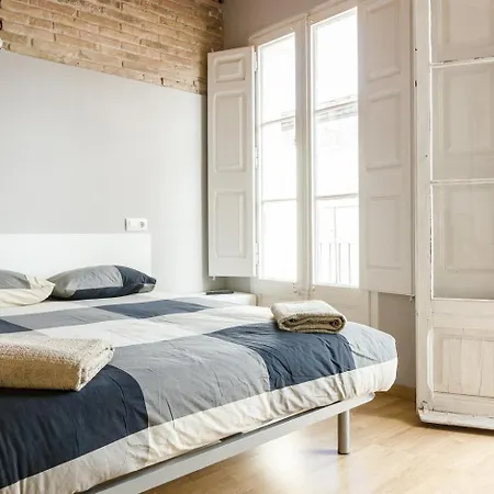 Aparteasy Mid-term Only For Vacations Stays, Atic Gracia Lejlighed *