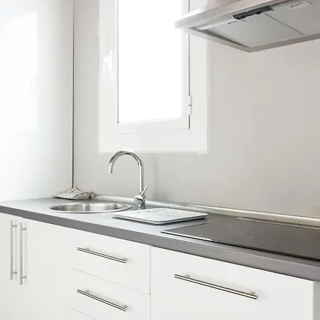 Aparteasy Mid-term Only For Vacations Stays, Atic Gracia Lejlighed *