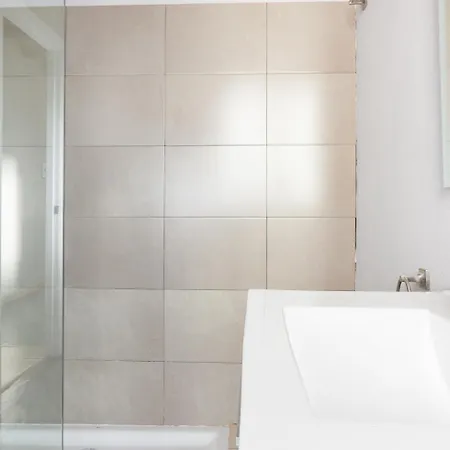 Lejlighed Aparteasy Mid-term Only For Vacations Stays, Atic Gracia *